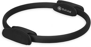 Gaiam Pilates Ring 38.1 ס"מ מעגל כושר - ידיות מרופדות קלות משקל ועמידות | ציוד התעמלות גמיש לעמידות לזרועות, ירכים/רגליים וליבה, שחור